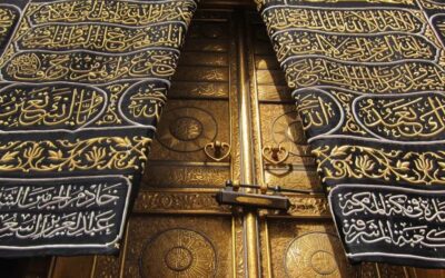 Mengenal Sejarah Kiswah Melalui Ibadah Umroh